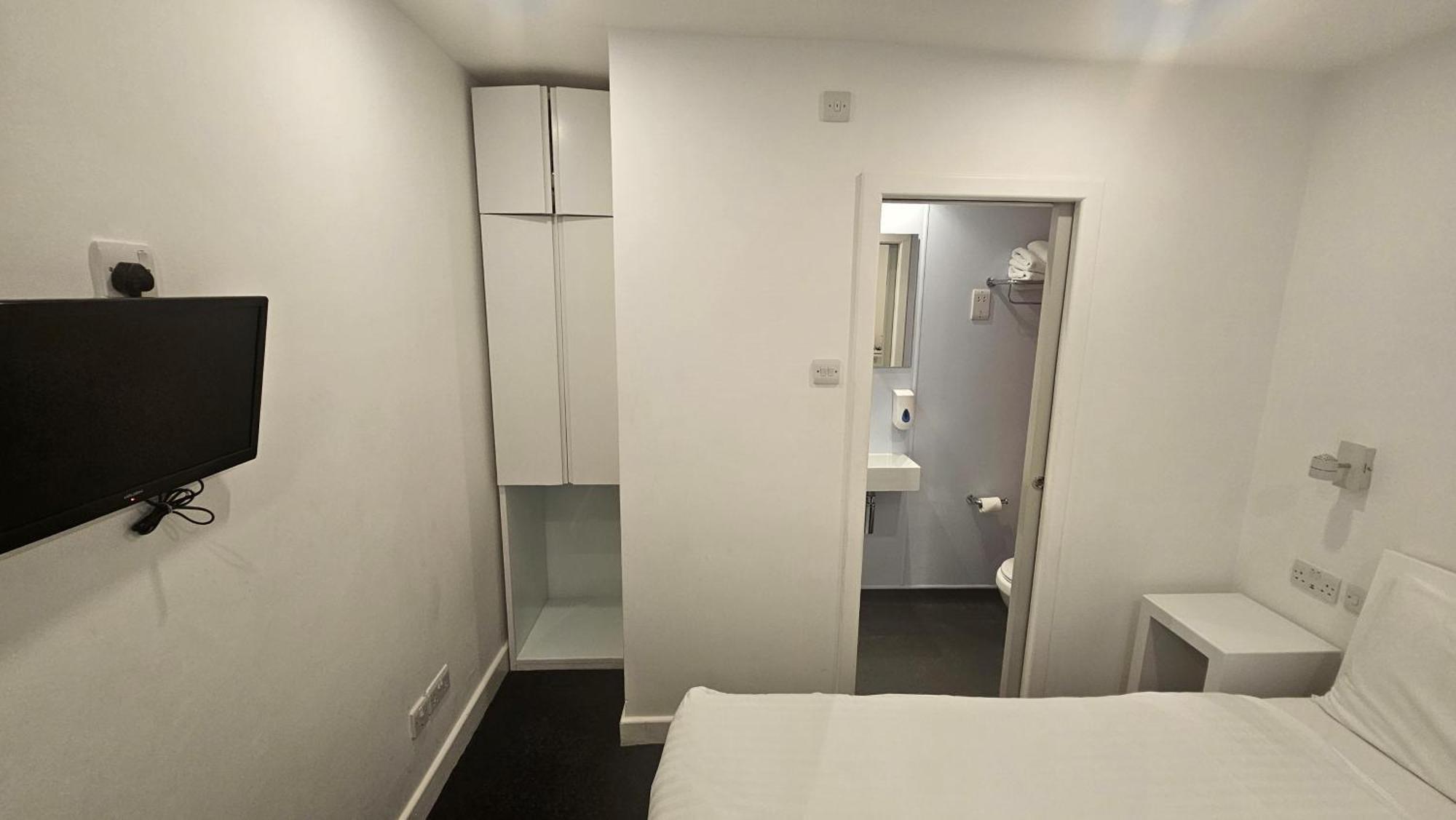 Hotel Meridiana Лондон Екстериор снимка