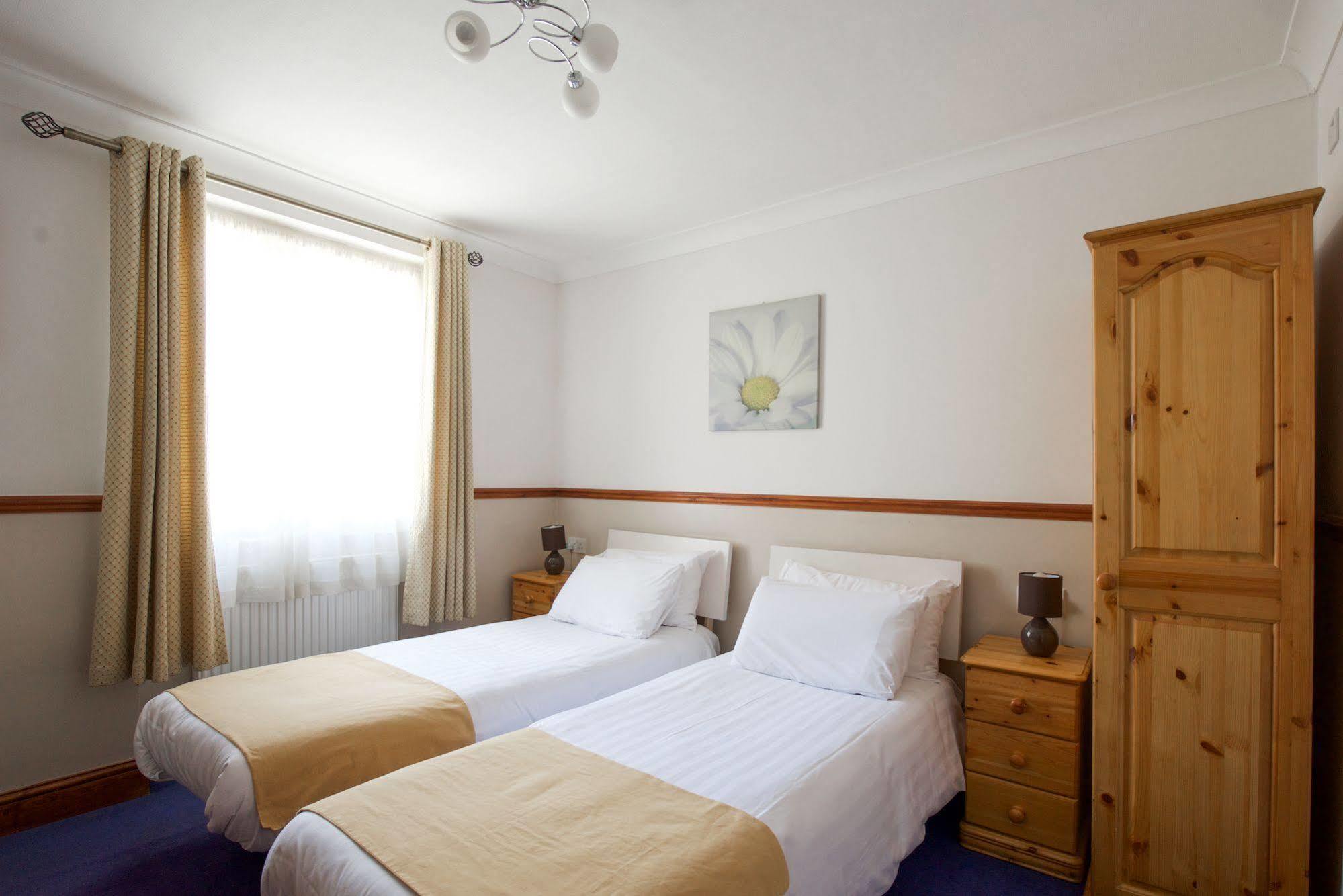 Hotel Meridiana Лондон Екстериор снимка